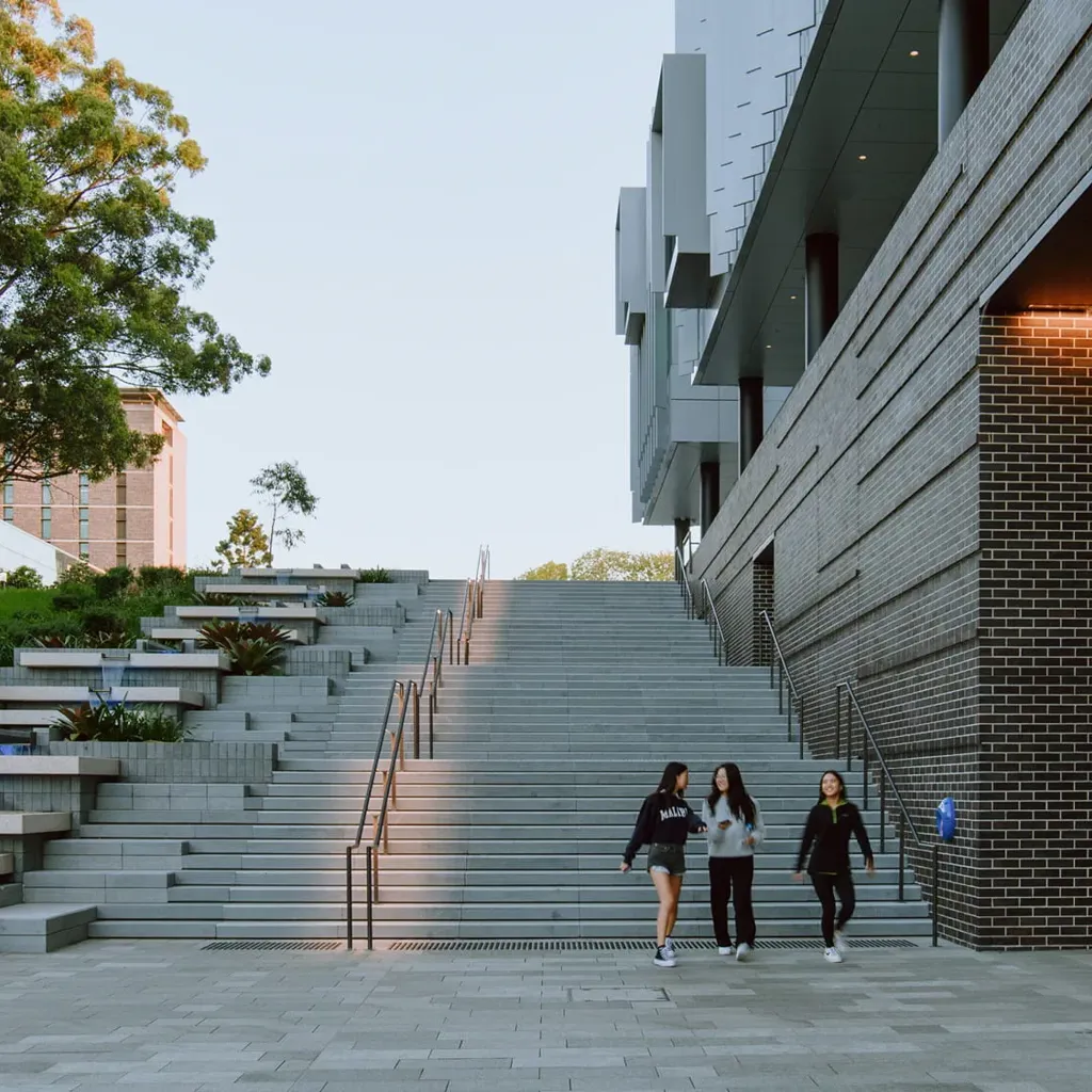 Pathways to a low-carbon education sector